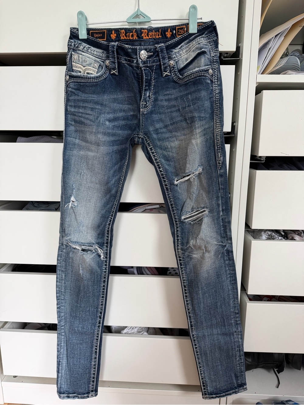 Rock Revival Women's Yalen Mid Rise Skinny Distressed Skinny Jeans — Faded Blue